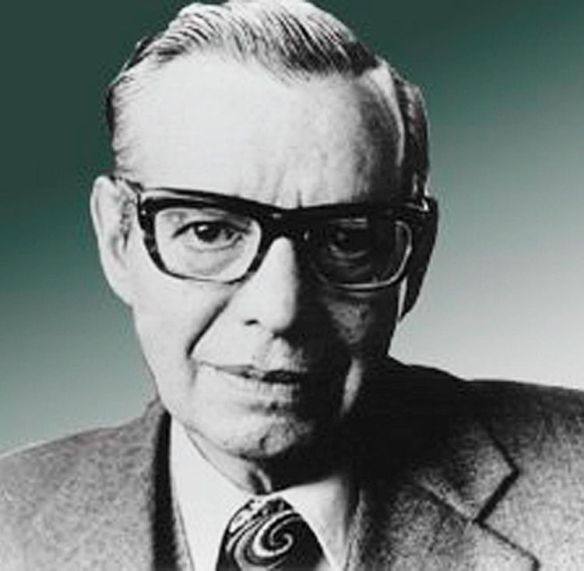 Óscar Cerruto, autor de la novela "Aluvión de Fuego"