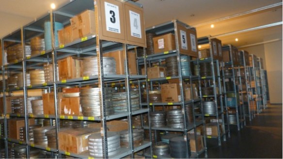 Una de las bóvedas de archivo de películas de la Cinemateca Boliviana-Archivo Nacional de Imágenes en Movimiento.