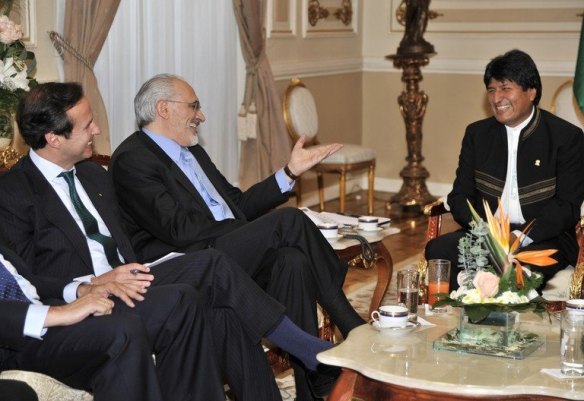 Jorge Quiroga, Carlos Mesa y Evo Morales en 2011 en Palacio. El tema, la demanda marítima boliviana